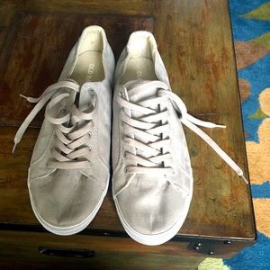 NWOT Men’s summer sneakers!